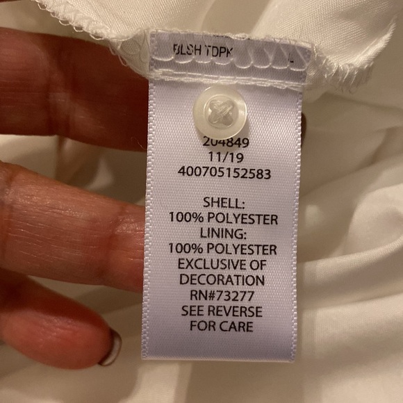 Halter Dress size L very pretty and flowing dress. Mauve and cream. - Picture 11 of 12